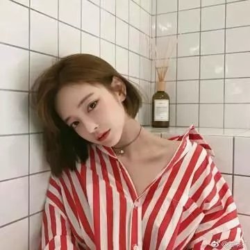 千万别眨眼 海报
