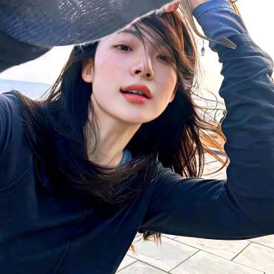 报告班长5：女兵报到 海报